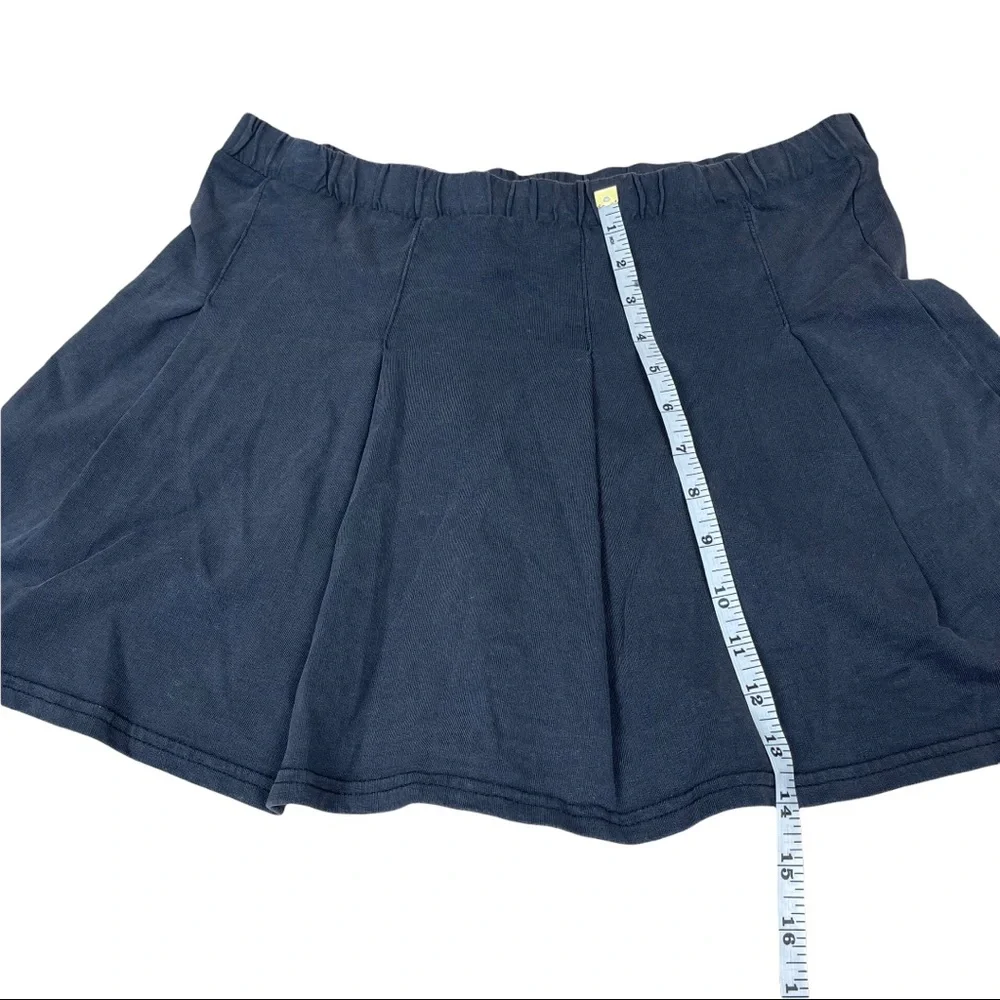 Urban Nation NWOT Gray Ruffle Mini‎ Skirt Size L - Picture 2 of 7
